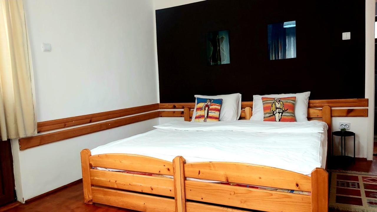Zoso Home Buşteni Exterior foto